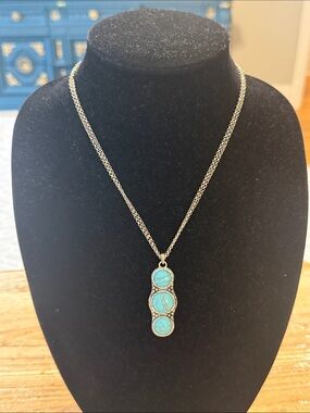 Vintage Lucky Brand Silver Tone Turquoise Blue Pendant Statement Necklace